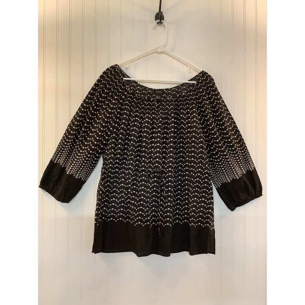 RQT Woman Black White Geometric Cotton Peasant Blouse 3/4 Sleeve Top 1X Sheer